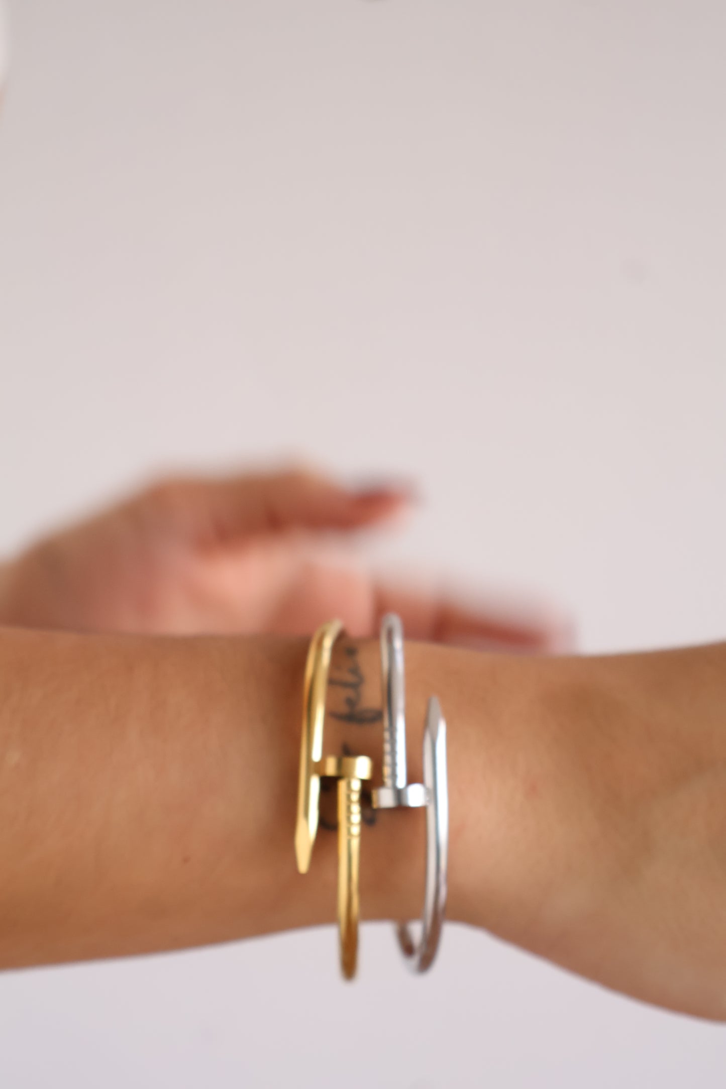 Nail Chic Bangle