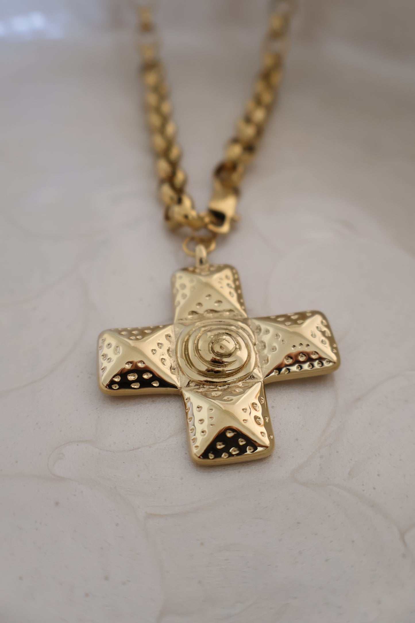 Cross Bloom