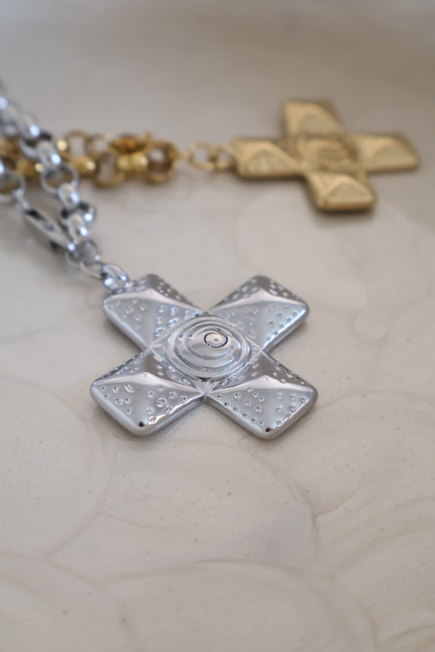 Cross Bloom